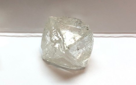 Le plus gros diamant brut acheté au Québec